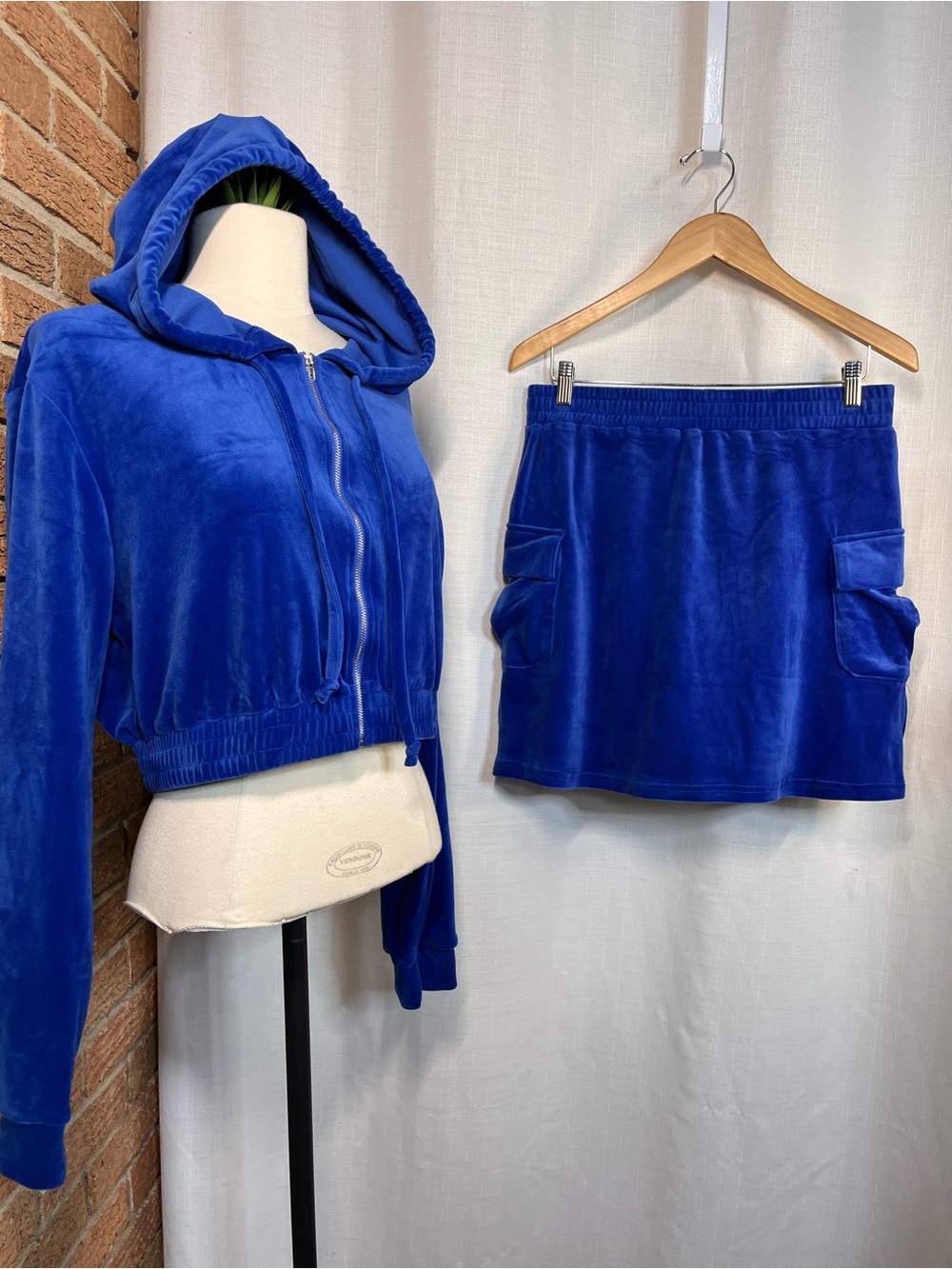 ARA Velour 2 Piece Set XL Blue Crop Zip Hoodie Cargo Mini Skirt Y2K NWOT